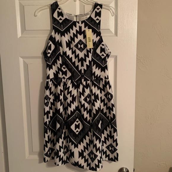Sugarlips - Aztec Dress *NWT* - Picture 1 of 4